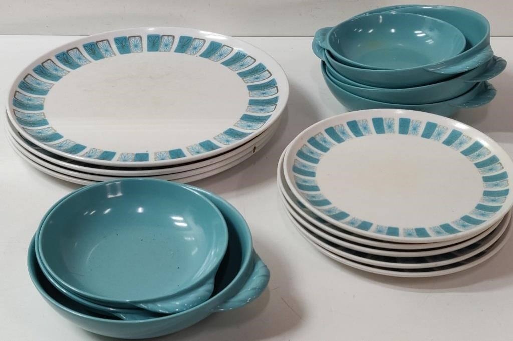 17pc Vintage Melmac Dining Sets