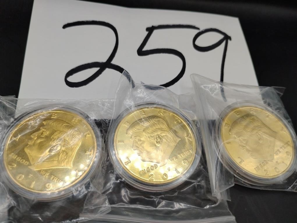 President Trump 2019 Goldtone Liberty Coins-3