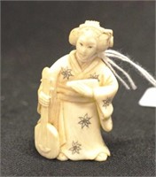 Early Japanese ivory Geisha netsuke