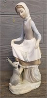 Lladro Figurine (Women w/ Rabbit)