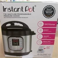 Instant Pot IP-Duo60 V2 7-in-1 Pressure Cooker