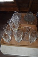 7pc White Flower Glass, 2 pc. Etched Glass