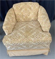 Mid-century barrel arm chair