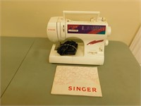Vintage Singer sewing machine - tested