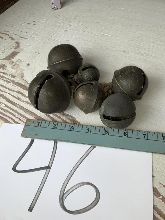 Antique sleighbells