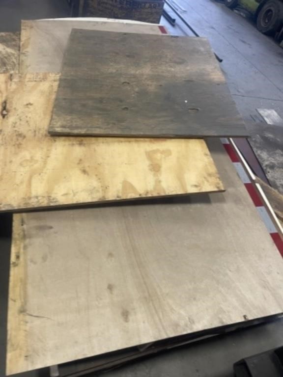 PALLET OF PLYWOOD