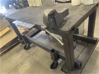 STEEL SHOP TABLE ON CASTERS W VISE