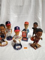 6 Bobble Heads,2 Kyrie Erving doll's damaged