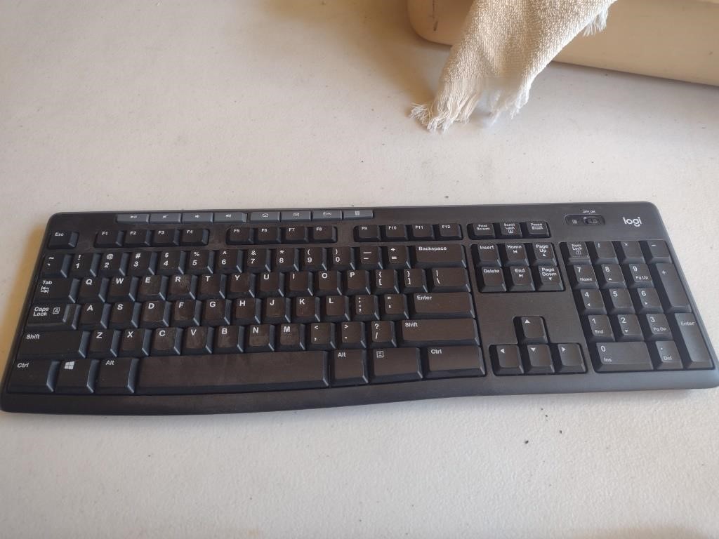 HP Wireless Keyboard Lot 2