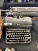 Royal Typewriter.  Vintage Royal Typewriter.