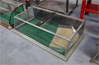 COUNTER TOP DISPLAY CASE