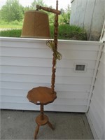 NEAT VINTAGE FLOOR LAMP 60 INCHES HIGH