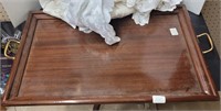 WOODEN TRAY WITH TABLE CLOTHES