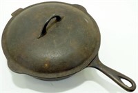 * #8 Cast Iron Pan w/ Drip Cover Lid