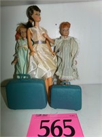 VINTAGE 1960'S SKIPPER AND BARBIES WITH LUGGAGE