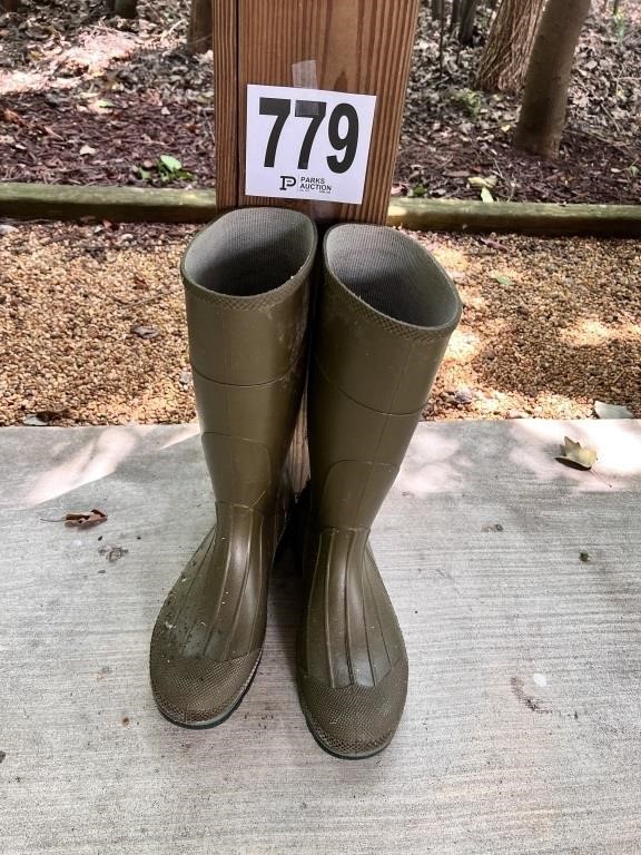 Northerner Muck Boots- Size 11(Carport)
