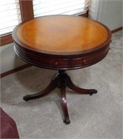 Neat Vintage Round Table