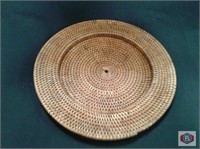 Wicker charger (391)