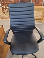 Black Desk Chair