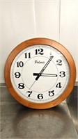 NEW POLARIS 19" WALL CLOCK - BATTERY OPERATED