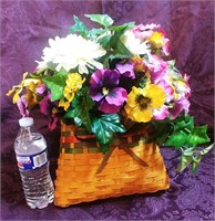wall pocket basket with flowers