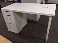 White Ikea desk