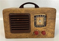 NEAT 1940'S WESTINGHOUSE PORTABLE ELECTRIC RADIO