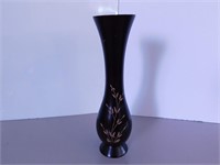 Vase à fleur en bois gravé 12 pouces de hauteur