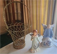 Goebel Weihnacht Angel figurine, lighted