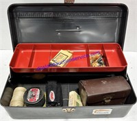 Grants Tackle Box With Fishing Utensils