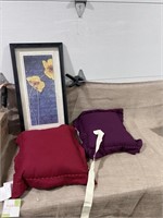 2 pillows and flower print