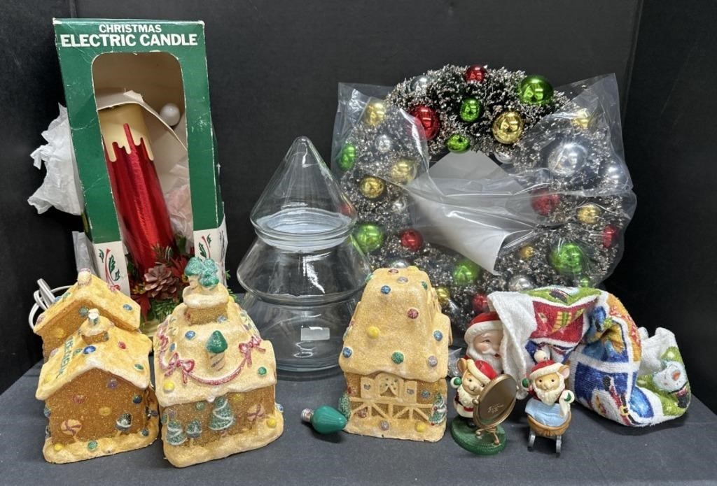 (X) Christmas Decor Including Ceramic Ginger