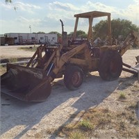 CASE BACKHOE 580B