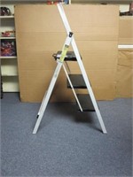 *Skinny Mini 3 Step Ladder - Top Step is 27" Tall