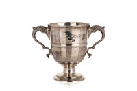 IRISH SILVER TWO-HANDLED SILVER CUP, 439g