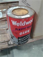 Weldwood Glue tin, 25 lb size