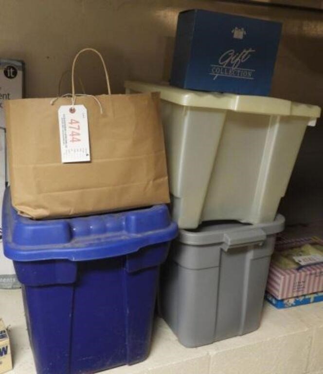 (2) totes of sewing and quilting supplies
