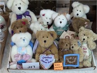 Lot of Boyd's Grandma Bears