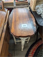 Vintage Table - 18" x 30"