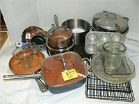2 COPPER-LINED COOKING POTS, BAKEWARE AND