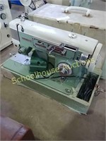 Vintage Dressmaker sewing machine with case