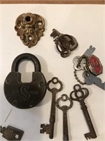 Padlock and keys