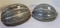 2 TIN JELLY MOLDS