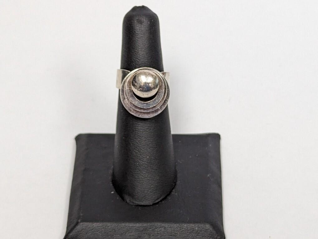 .925 Sterling Ring With Spinning Discs Sz 5.5