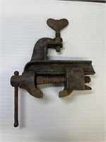 Vintage 1 1/4 Vise