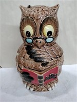 Reading owl cookie jar