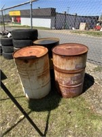 158) 3 55gal barrels