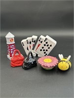 Cards, purses, Water tower, Bee Collectible Salt