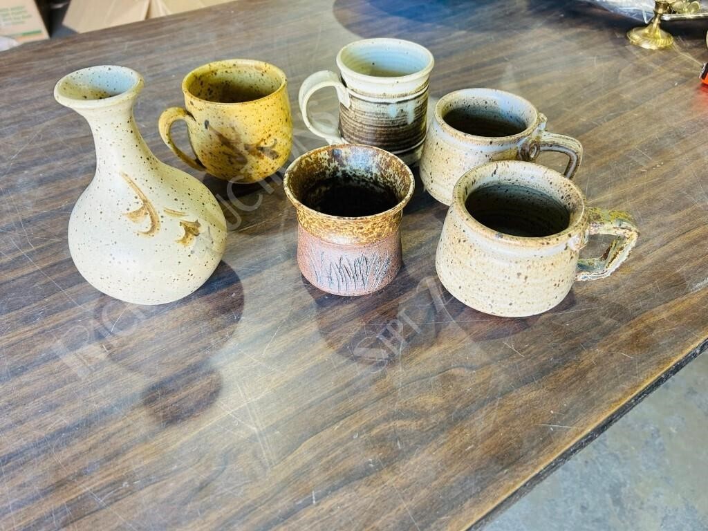 5 pottery mugs & vase