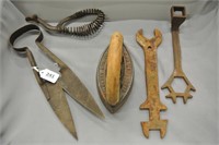 Primitive Tool Selection